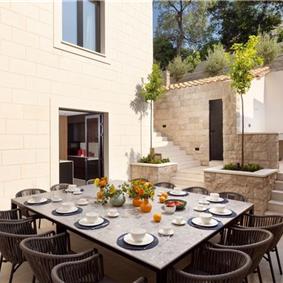 7 Bedroom Villa with Infinity Pool and Sea Views in Dubrovnik, Sleeps 14